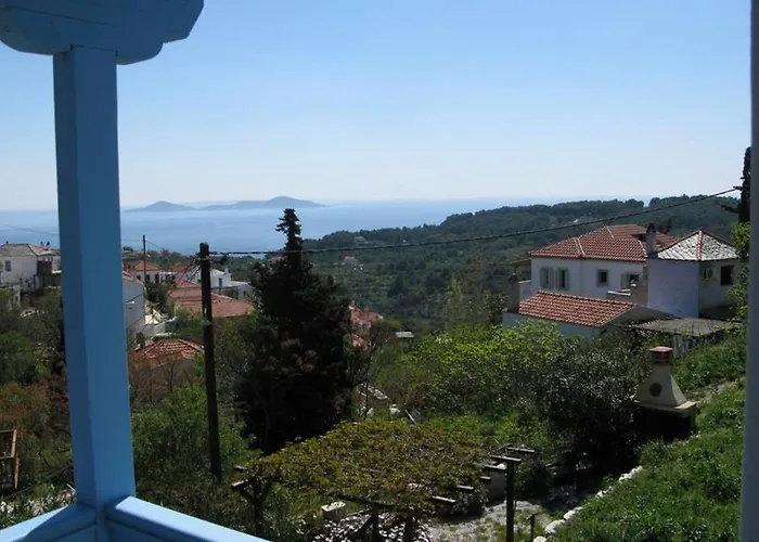 Orpheas Traditional House Case de vacanță